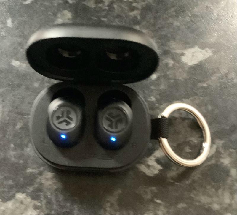 Customer carousel item 4.