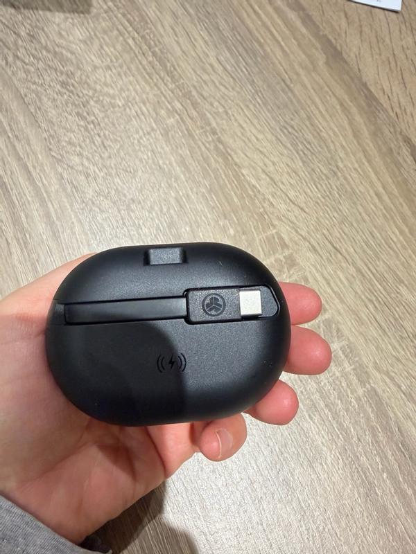 Customer carousel item 9.