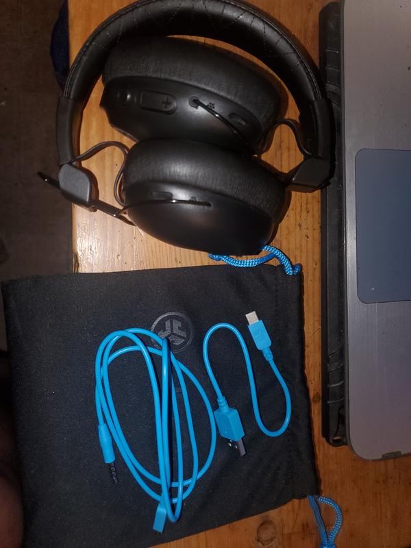 STUDIO PRO ANC EXAMPLE