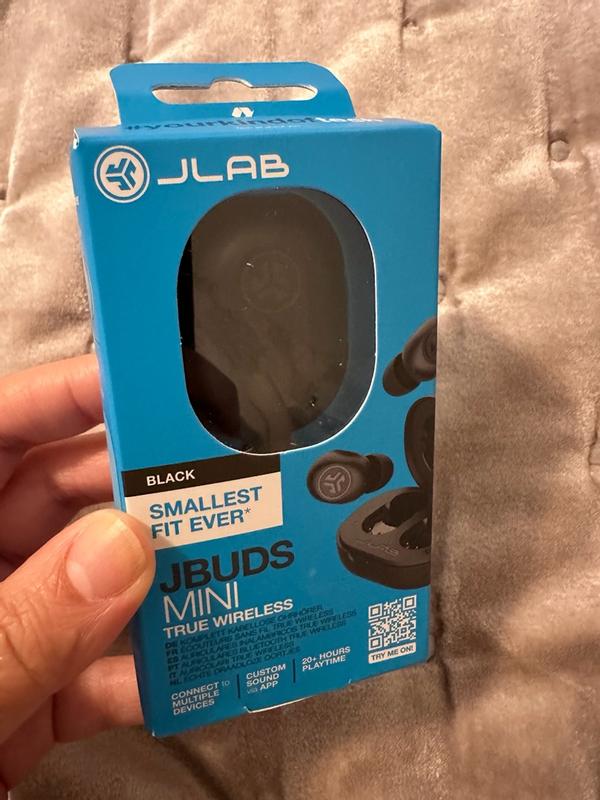 Customer carousel item 6.