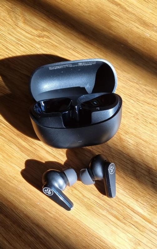 Customer carousel item 4.