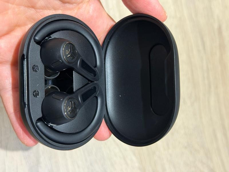 Customer carousel item 11.