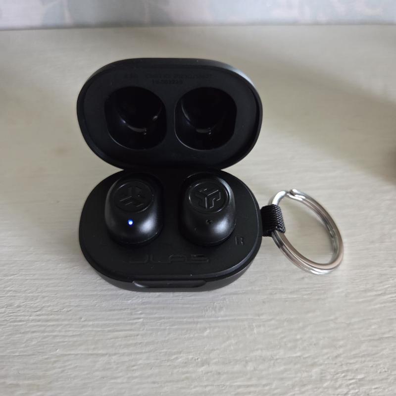 Customer carousel item 10.