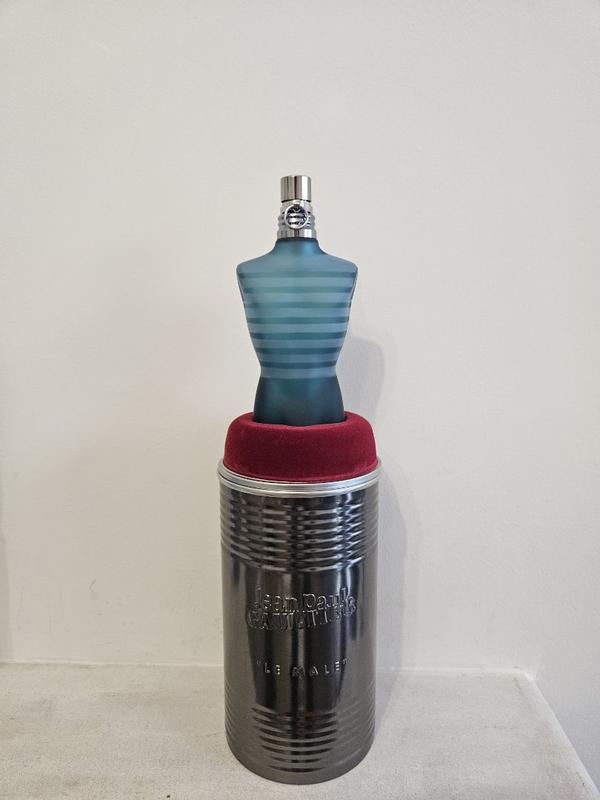 Customer photo for "A scent that is attractive to all!"