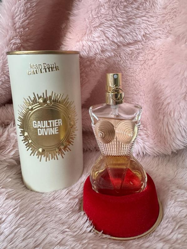 Customer carousel item 7.