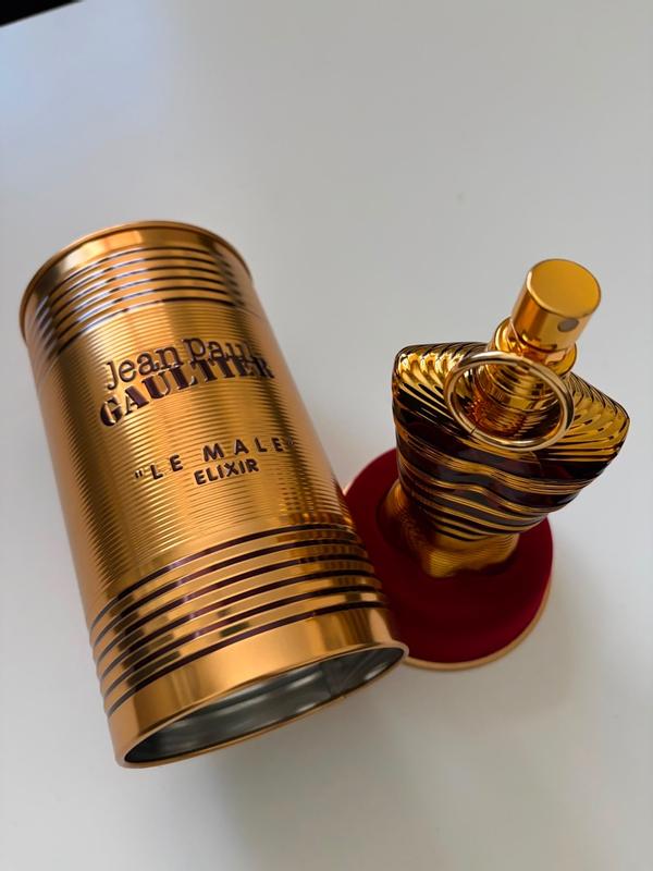 Customer photo for "Smells amazing- and for very long!"