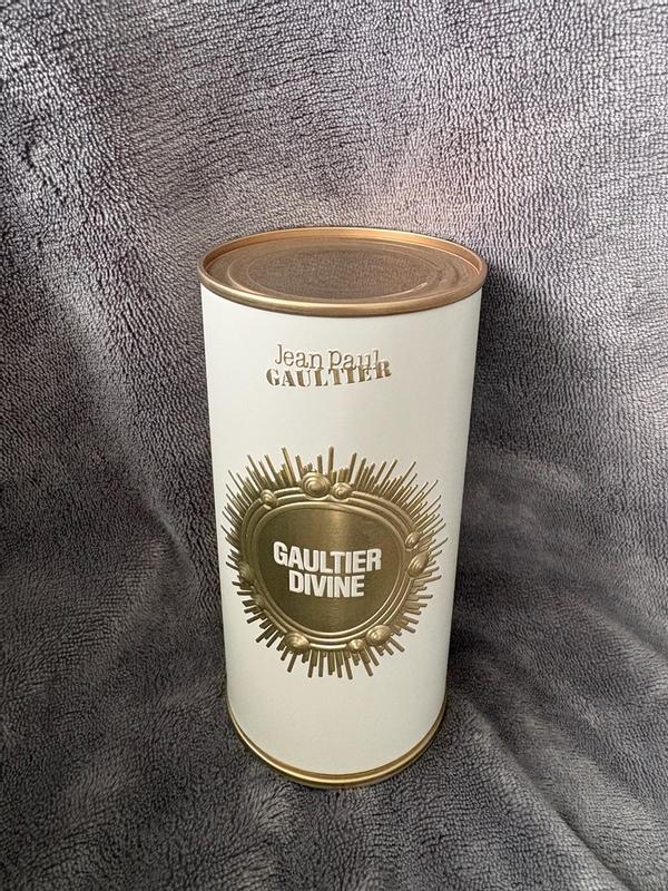 Customer photo for "Long lasting smell"