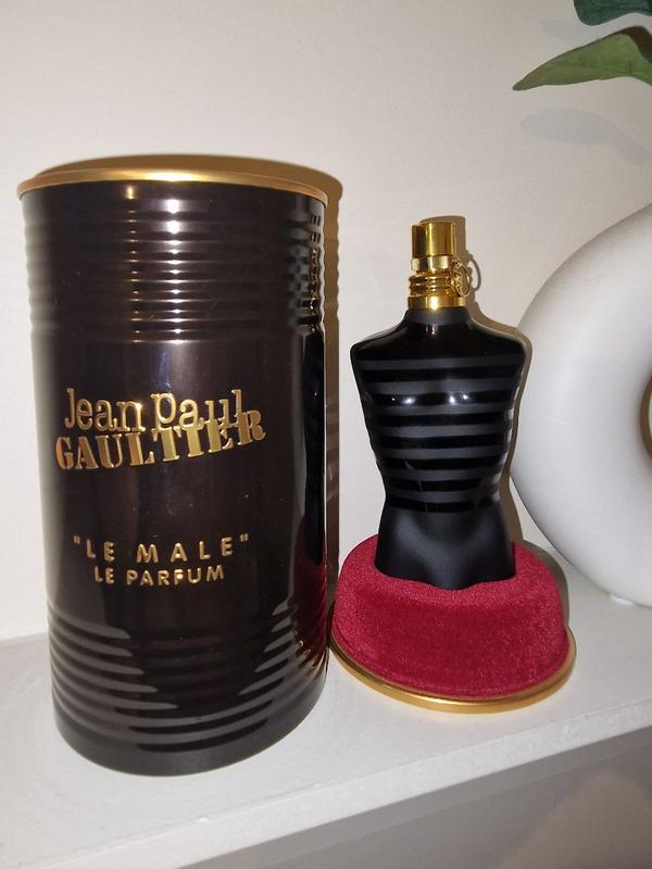 Customer carousel item 6.