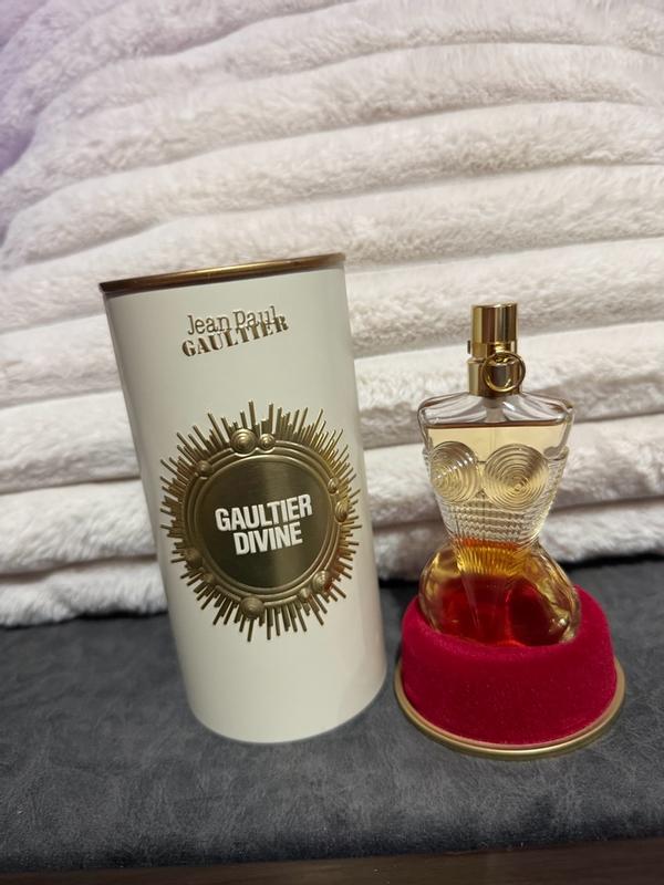 Customer photo for "My new favourite scent. 10/10"