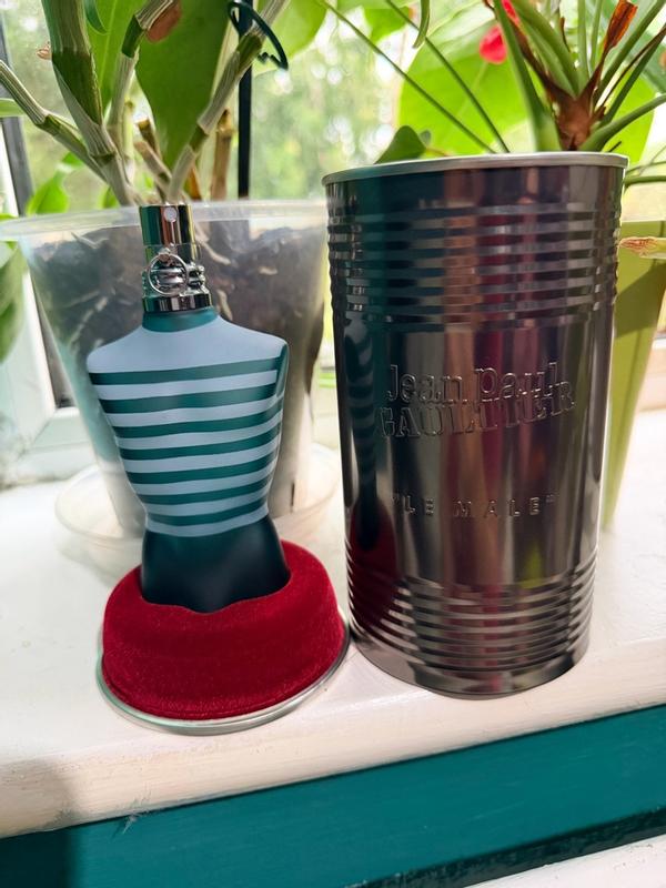 Customer photo for "Amazing fragrance"