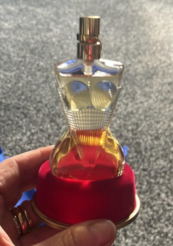 Customer photo for "Long lasting scent"