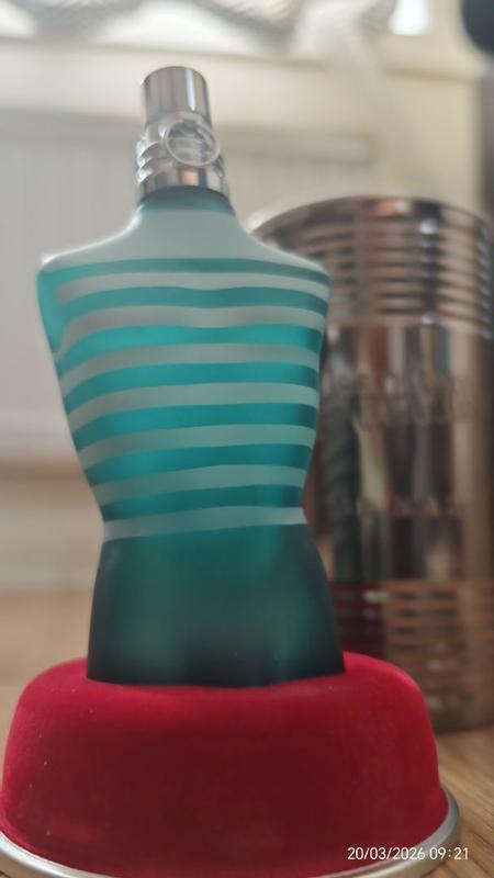 Customer carousel item 7.