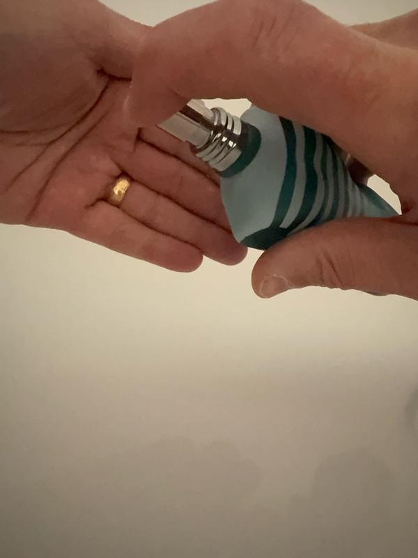 Customer carousel item 3.