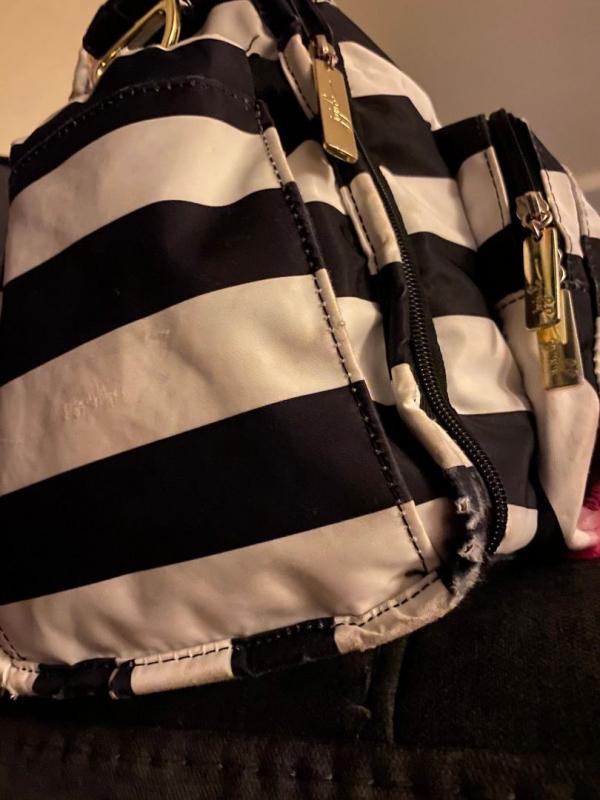 Customer photo for "Amazing Bag With Plenty of Room"