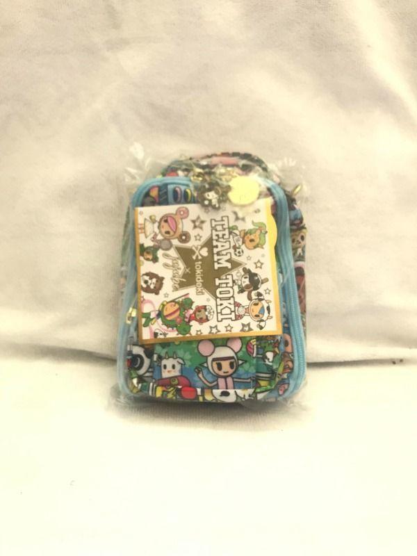 Customer carousel item 4.