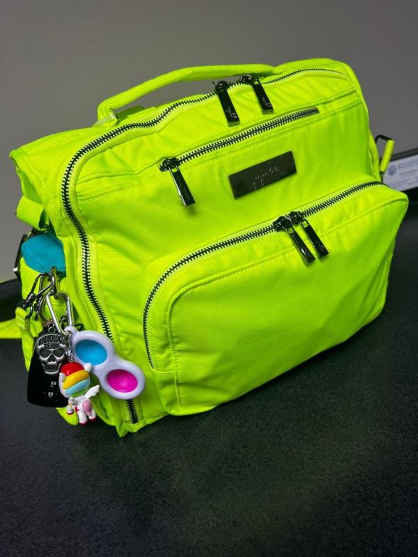 Customer photo for "Love this bag"