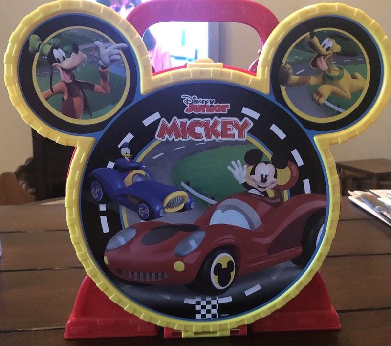 All pieces stay put in here.