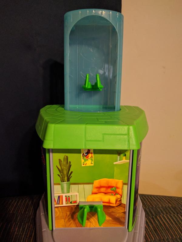 The set up without the figures placed in it.