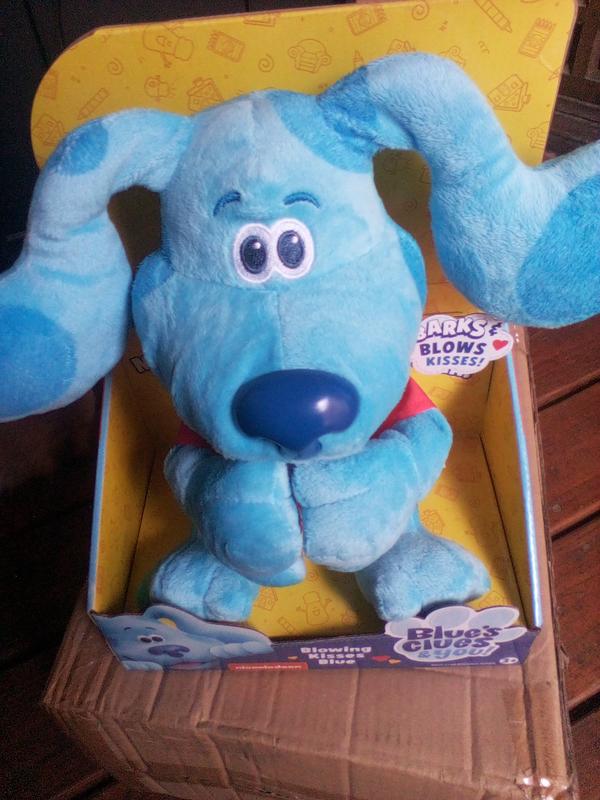 Adorable Blues Clues Throwing Kisses