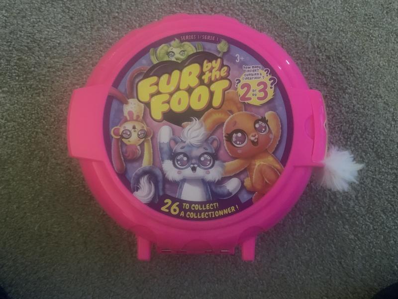 Closed container with fur tab