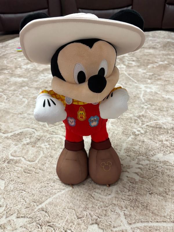 Customer carousel item 6.
