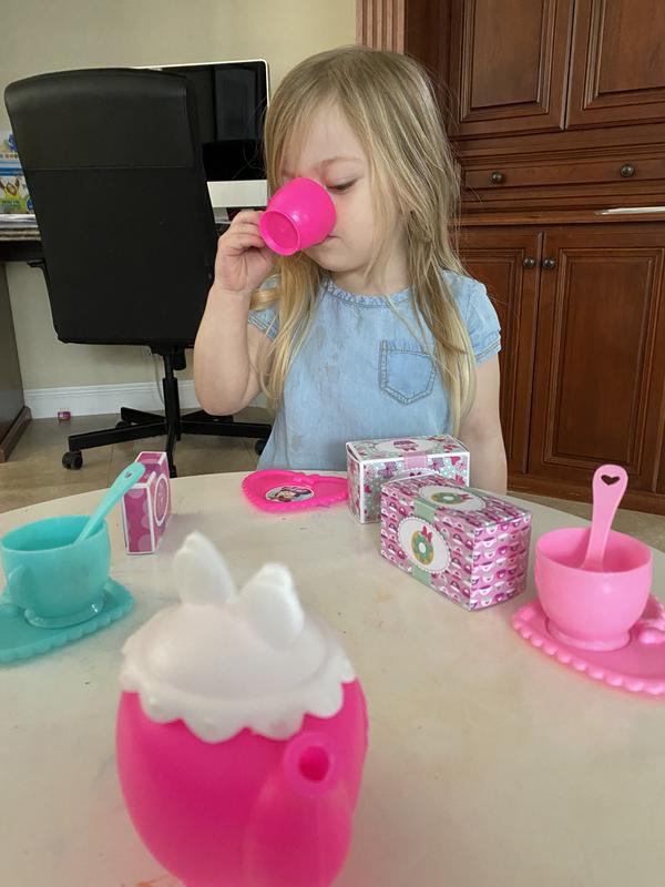 Would you like some tea?