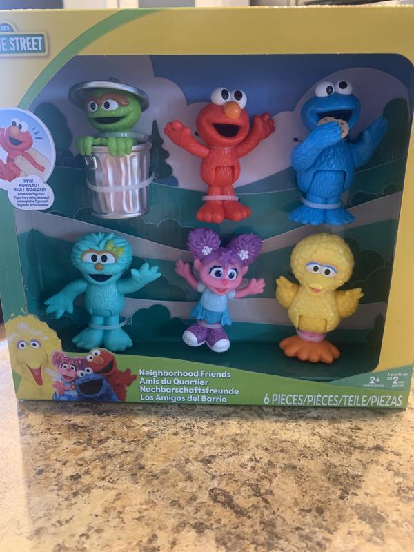 Sesame Street Neighborhood Friends, 6-piece Poseable Figurines, Kids Toys  for Ages 2 up 