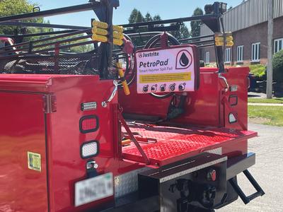 Easy to store vertically on job trucks for construction sites