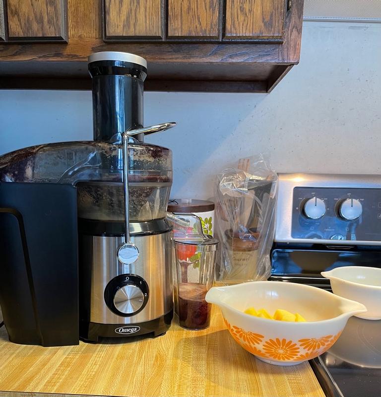 Omega High Speed Juicer with Large Chute, in Black