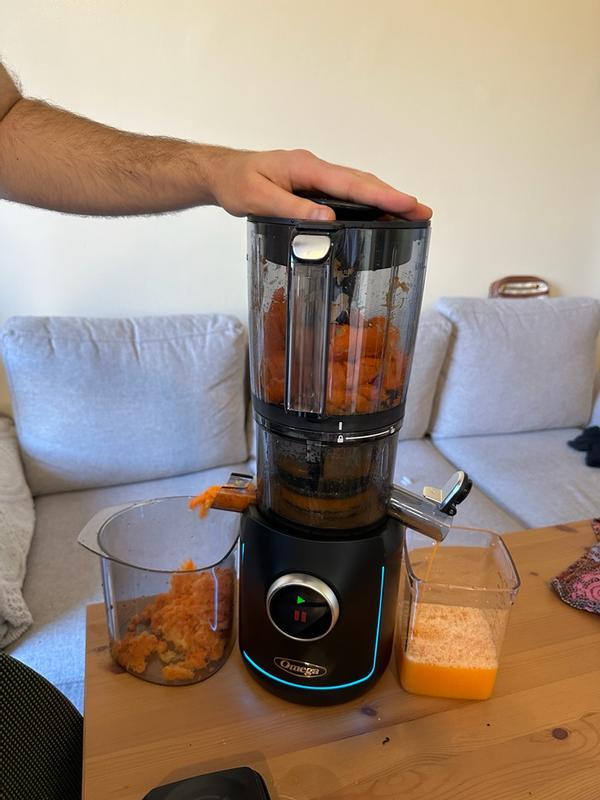 Omega Performance Batch Juicer, with IntelliDial Technology Omega Performance Batch Juicer, with IntelliDial Technology
