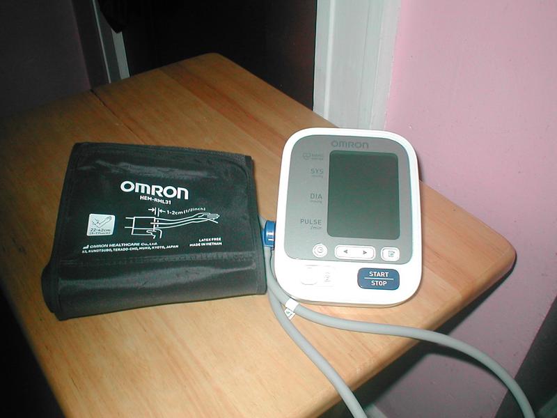 Omron BP7200 5 Series Upper Arm Blood Pressure Monitor