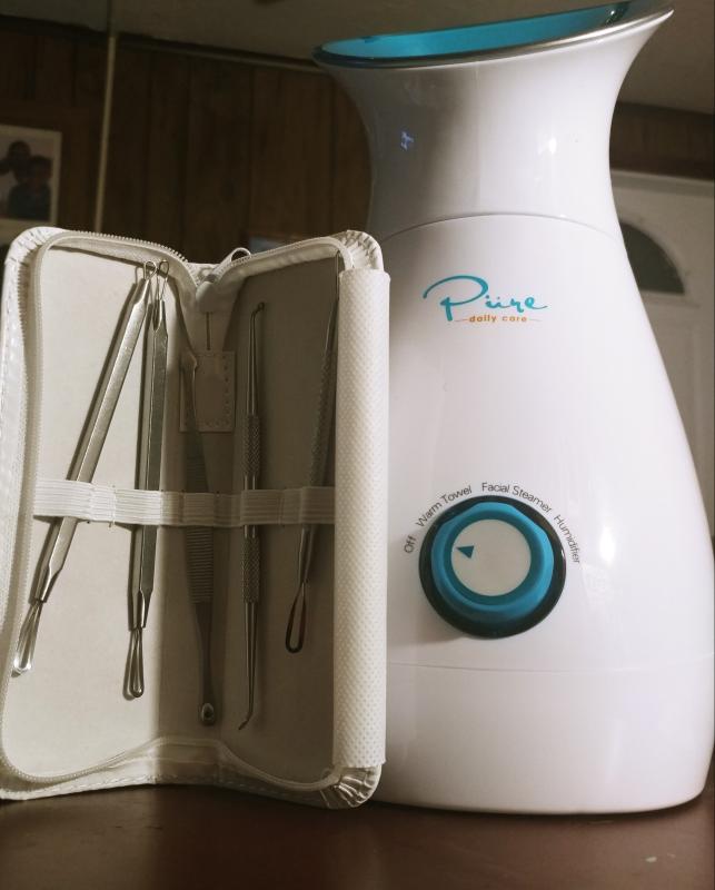 Nanosteamer and skin set that's included