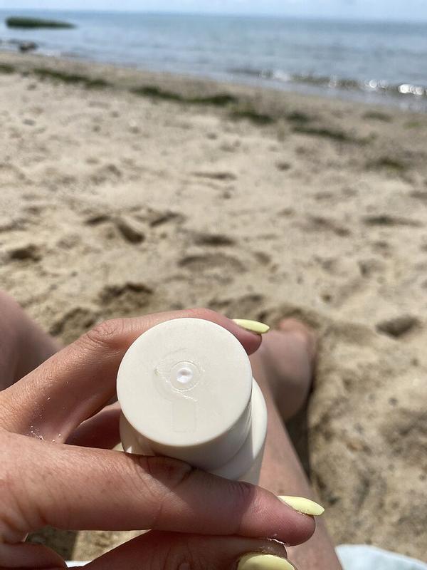 Customer photo for "The Cap? Everything else is feeling great!"