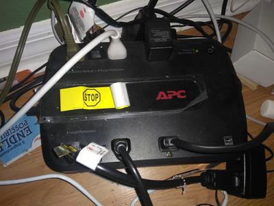 APC Back UPS BN600G Battery Backup 600VA330 Watt - Office Depot