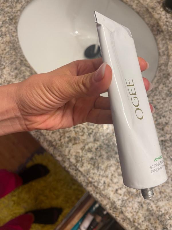 Customer photo for "Tube half empty :-("