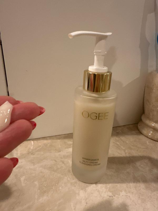 Customer photo for "clean and hydrating"