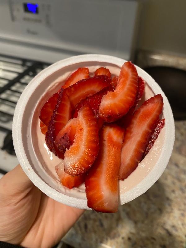 Oikos Core Strawberry Greek Yogurt 5.3 oz. - 12/Case