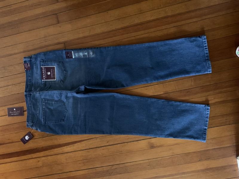Gloria Vanderbilt jeans