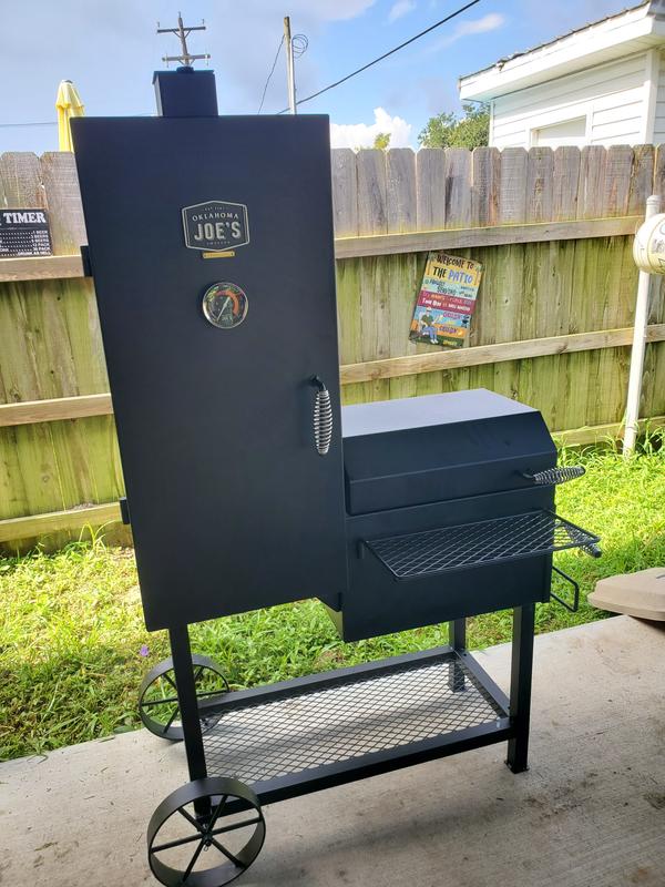 Oklahoma joe vertical smoker best sale