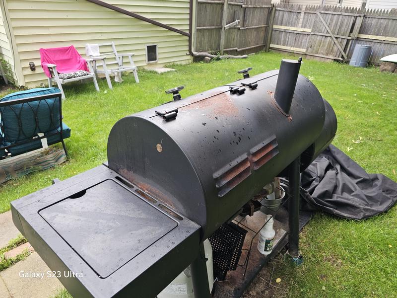 Oklahoma Joe s Longhorn Combo Charcoal Gas Smoker Grill