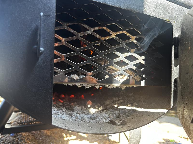 Longhorn Firebox Basket | Oklahoma Joe's® | Oklahoma Joe's®