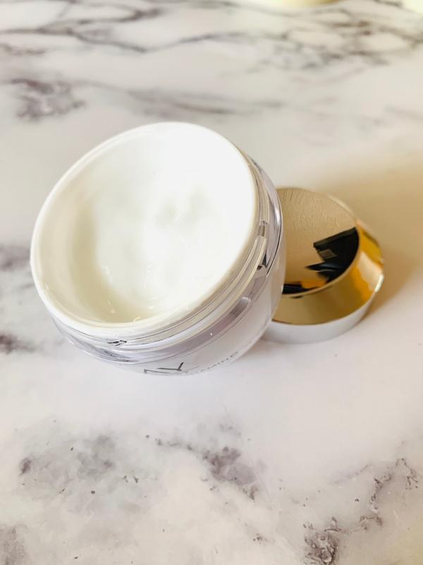 olay regenerist brightening vitamin c hydrating moisturizer