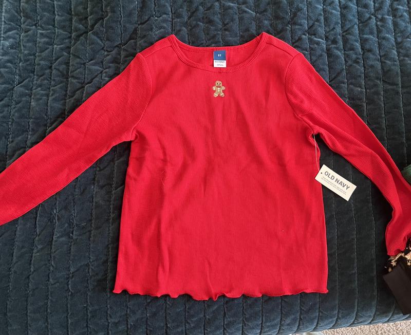 Photos of the shirt I received