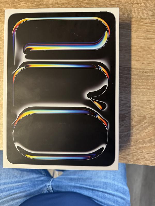 Apple iPad Pro 13-inch (M4) Silver 256 GB | Optimum Mobile