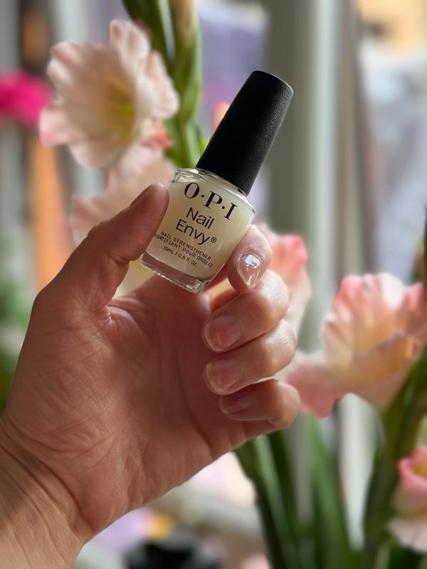 OPI Nail Envy Alpine Snow®