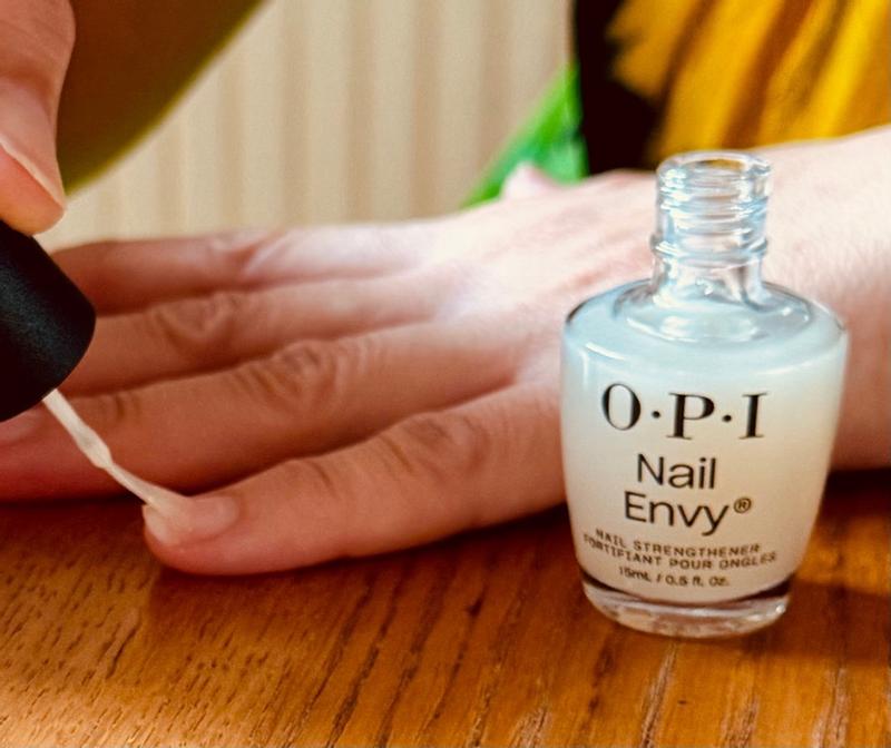 OPI Nail Envy Alpine Snow®