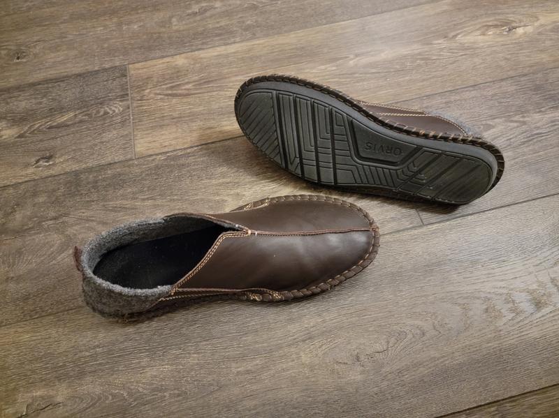 ORVIS slip store on shoes