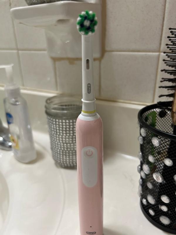 Oral-B Pro 1000 Rechargeable Electric Toothbrush, Pink