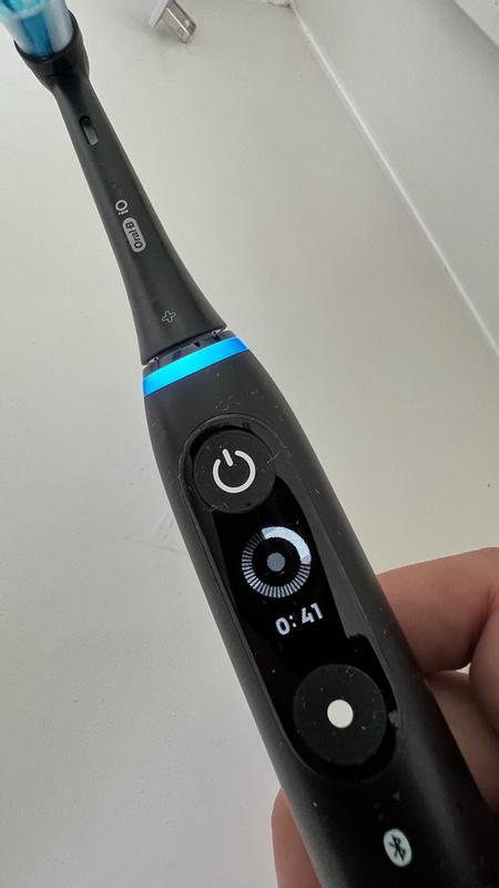 iO Series 6 Electric Toothbrush, Black Lava | Oral-B