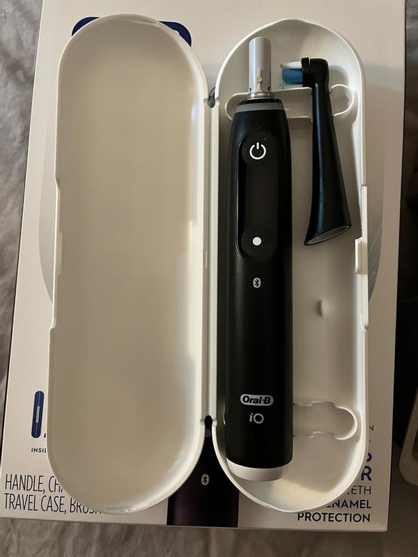iO Series 6 Electric Toothbrush, Black Lava | Oral-B